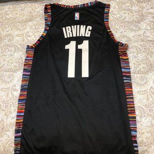 Men's Brooklyn Nets Kyrie Irving #11 Jersey Size L